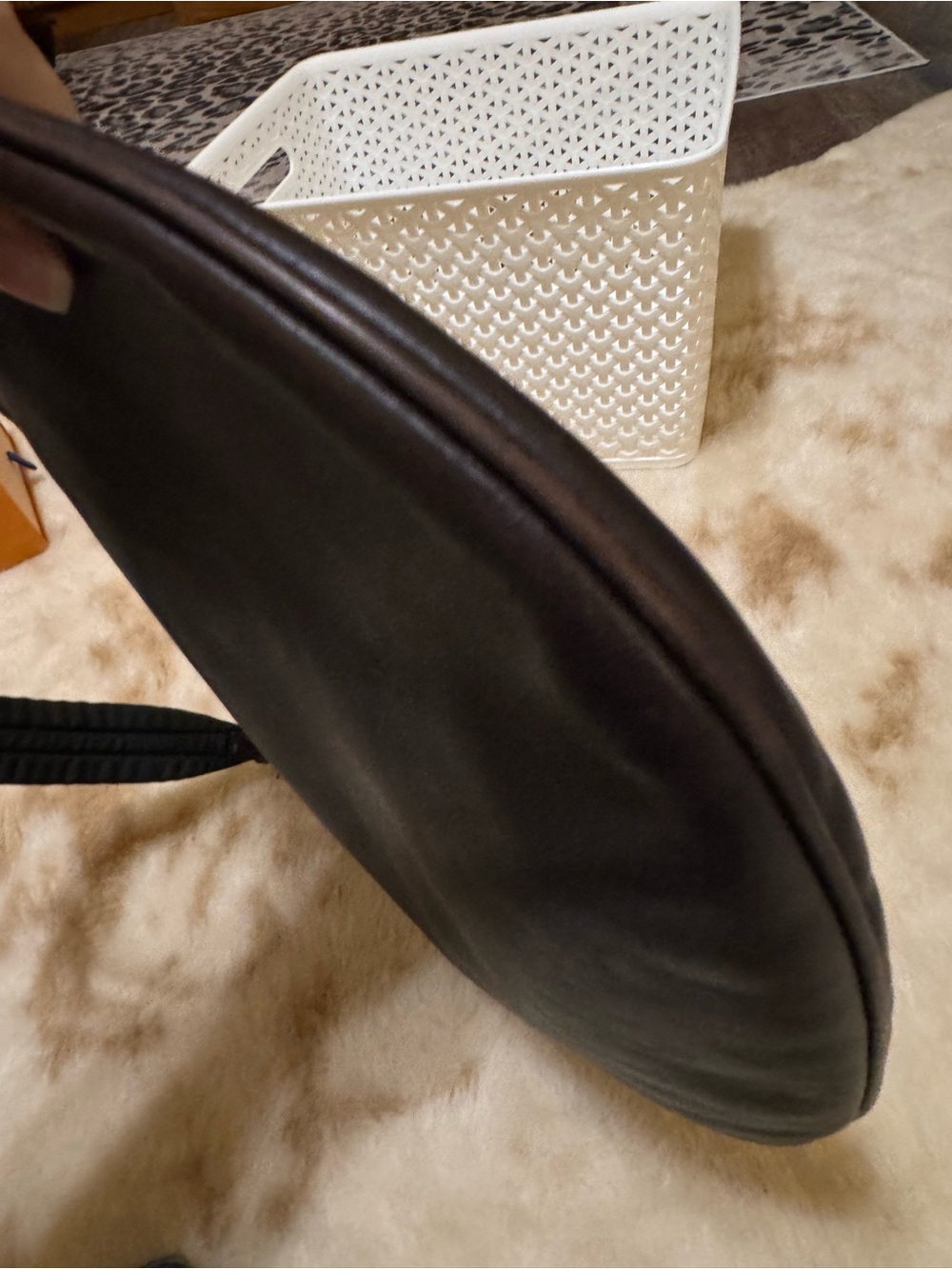 Authentic Gucci Brown Leather Shoulder Bag - Quiet Luxury Tom Ford Y2K Era - Picture 8 of 10